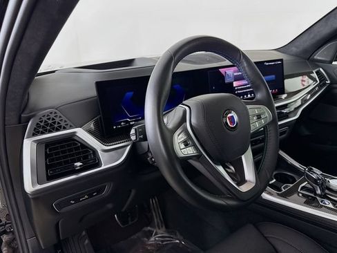 Used 2024 BMW ALPINA XB7 AWD/4WD image 9