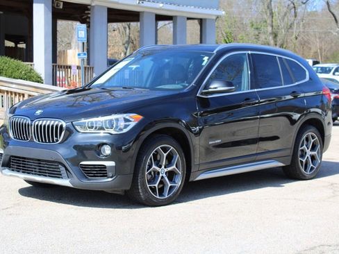 Used 2017 BMW X1 sDrive28i image 3