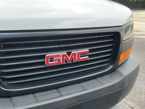Used 2022 GMC Savana 2500 w/ Driver Convenience Package RWD image 28