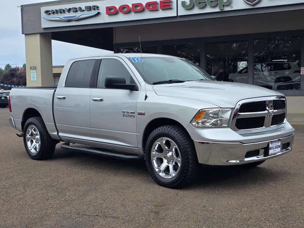 Used 2016 RAM 1500 Classic SLT AWD/4WD image 23