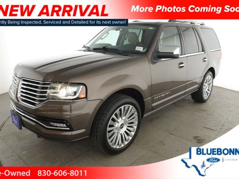 Used 2015 Lincoln Navigator 2WD w/ Equipment Group 101A Reserve image 1