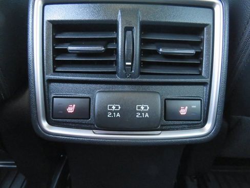 Used 2021 Subaru Forester Touring w/ Popular Package #2 image 19