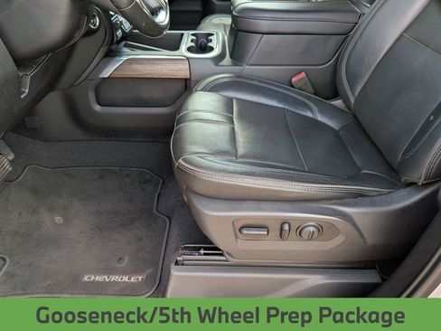 Used 2020 Chevrolet Silverado 2500 High Country w/ Z71 Off-Road Package AWD/4WD image 14