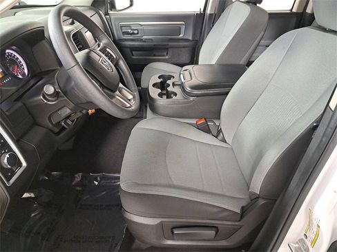 Used 2024 RAM 1500 Classic SLT image 19