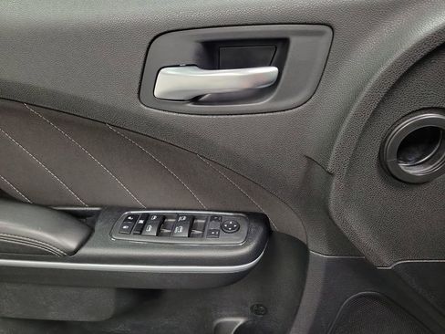 Used 2023 Dodge Charger SXT image 18