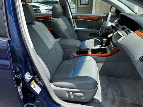 Used 2006 Toyota Avalon XLS FWD image 10