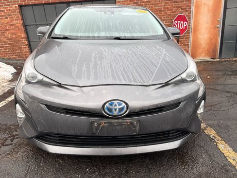 Used 2016 Toyota Prius Four Touring image 13