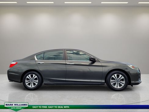 Used 2014 Honda Accord LX image 2