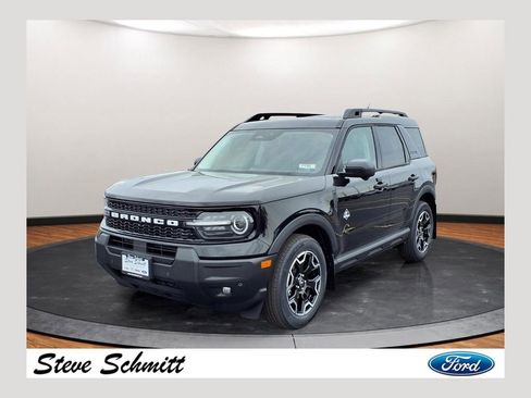 New 2026 Ford Bronco Sport Outer Banks w/ Outer Banks Tech Package+ AWD/4WD image 1