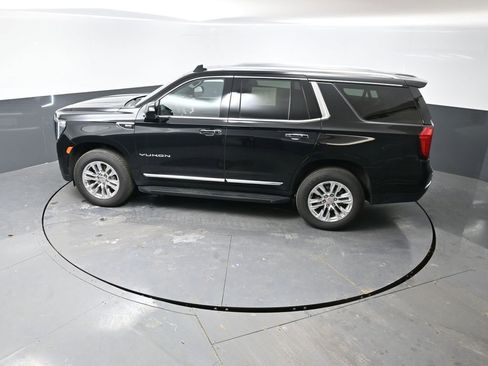 Used 2024 GMC Yukon SLT image 49