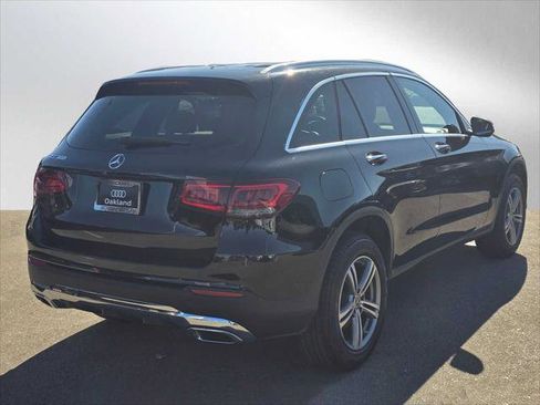 Used 2022 Mercedes-Benz GLC 300 SUV image 5