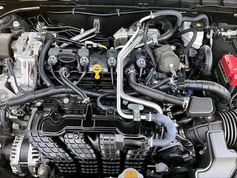 Used 2025 Nissan Altima 2.5 SV FWD image 30