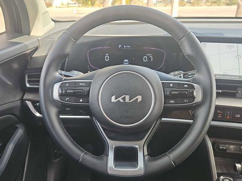 Used 2023 Kia Sportage EX image 11