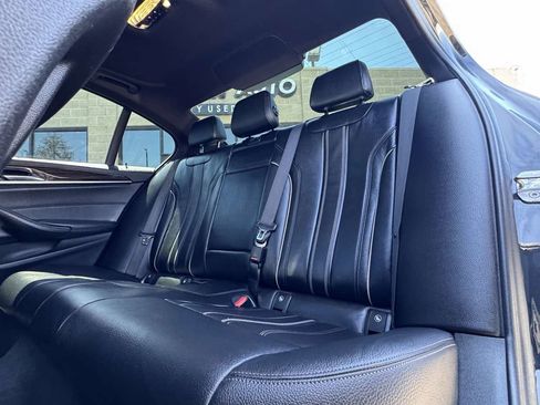 Used 2019 BMW 530i RWD image 42