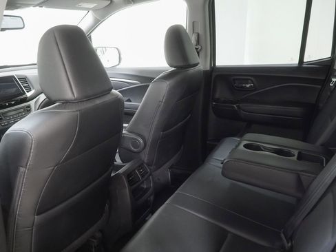 Used 2018 Honda Ridgeline RTL-T image 43