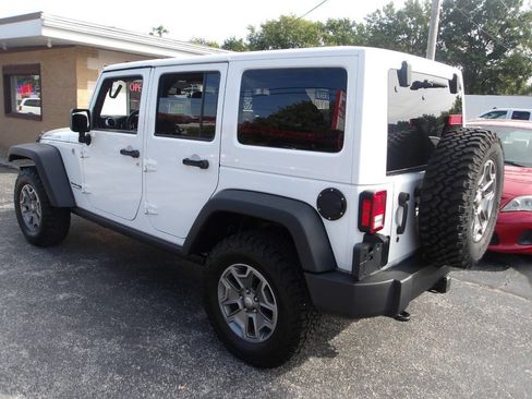 Used 2018 Jeep Wrangler Unlimited Rubicon w/ Cold Weather Group image 5