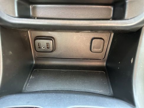 Used 2022 Chevrolet Colorado W/T w/ Custom Special Edition AWD/4WD image 21
