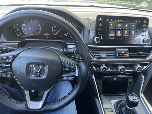 Used 2019 Honda Accord Sport image 7