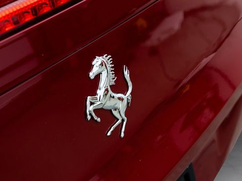 Used 2011 Ferrari 458 Italia Coupe RWD image 16