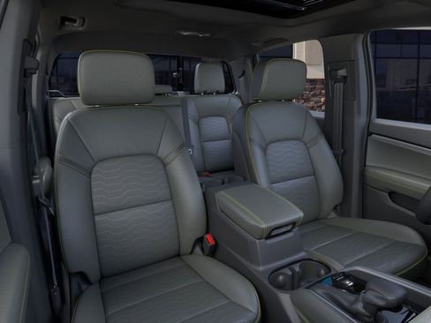 New 2026 Chevrolet Colorado ZR2 w/ Technology Package image 16