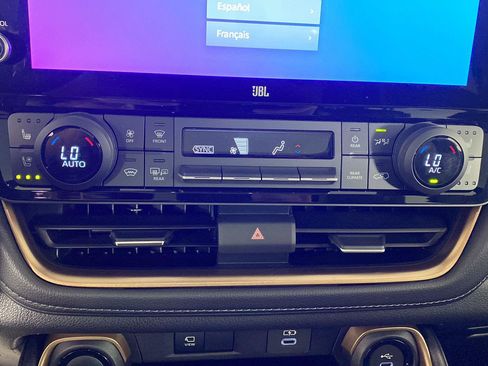 Used 2025 Toyota Grand Highlander AWD Hybrid image 5