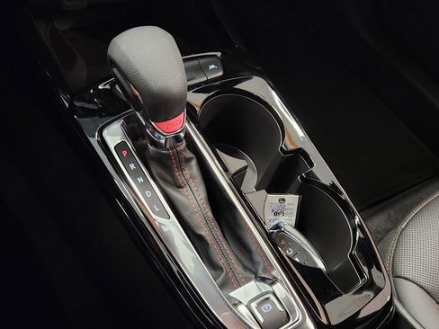New 2026 Chevrolet Trax RS w/ Sunroof Package FWD image 17