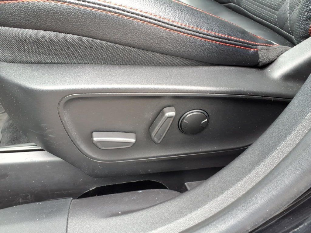 Used 2023 Ford Escape ST-Line Elite w/ Premium Technology Package AWD/4WD image 16