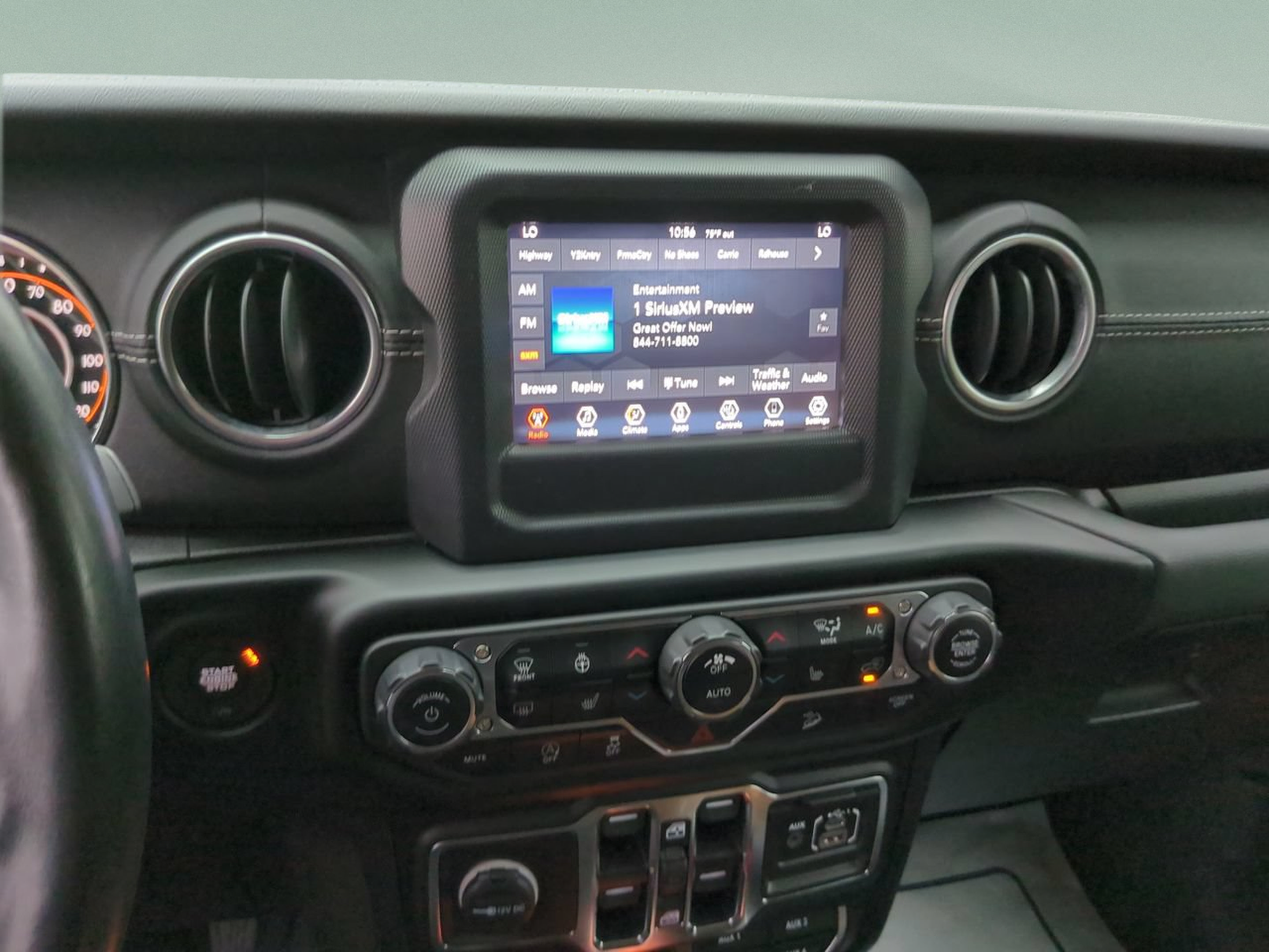 Used 2021 Jeep Wrangler Unlimited Sahara w/ LED Lighting Group AWD/4WD image 24