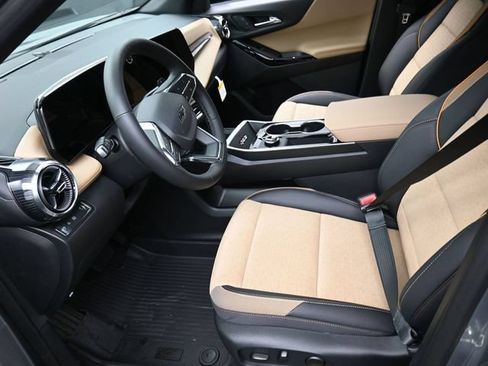 New 2026 Chevrolet Equinox ACTIV w/ Convenience Package III FWD image 8