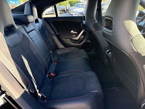 Used 2023 Mercedes-Benz CLA 250 4MATIC image 19