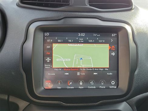 Used 2022 Jeep Renegade Trailhawk w/ Sun/Sound Group image 10