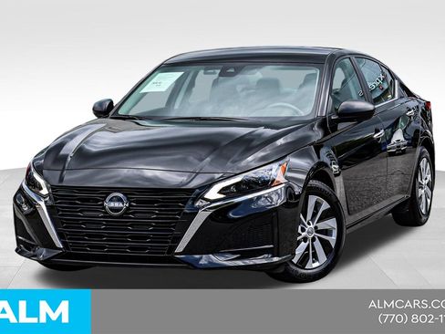 Used 2024 Nissan Altima 2.5 S FWD image 1
