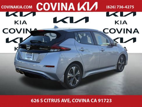 Used 2020 Nissan Leaf SV w/ SV Technology Package image 8