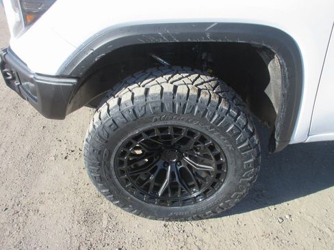 New 2026 GMC Sierra 1500 AT4X image 14