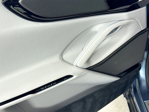 Certified 2025 Ferrari Purosangue image 15