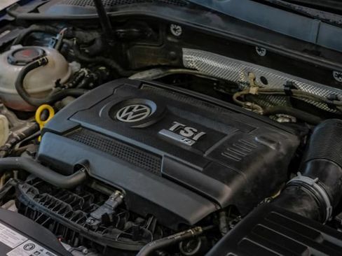 Used 2019 Volkswagen Golf R 4-Door AWD/4WD image 52