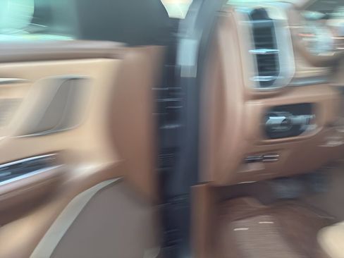 Used 2019 RAM 1500 Laramie Longhorn image 15