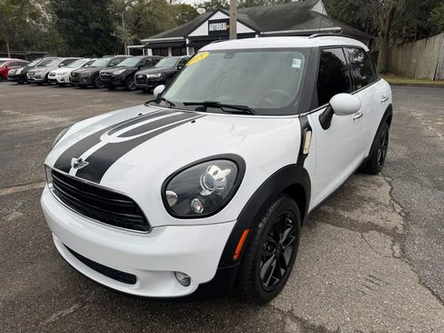 Used 2015 MINI Cooper Countryman image 1