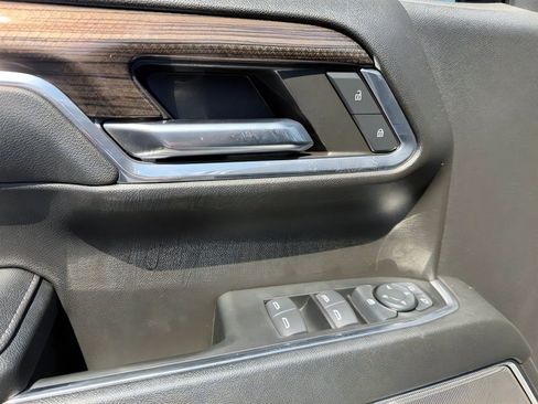 Used 2024 Chevrolet Silverado 1500 LT AWD/4WD image 22