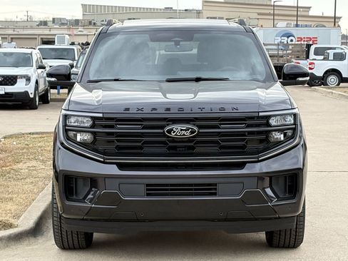 New 2026 Ford Expedition Max Platinum w/ Stealth Appearance Package image 40