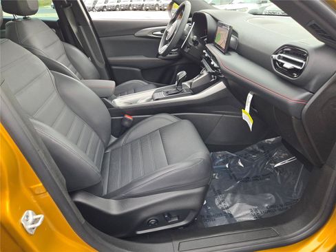 Certified 2024 Dodge Hornet R/T Plus AWD/4WD image 7