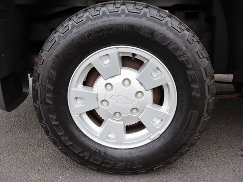 Used 2005 Chevrolet Colorado LS image 39