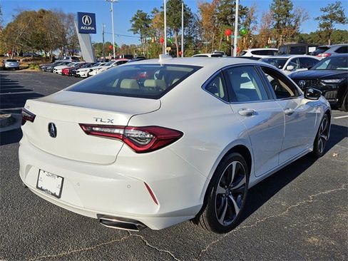 Certified 2025 Acura TLX w/ Technology Package image 11