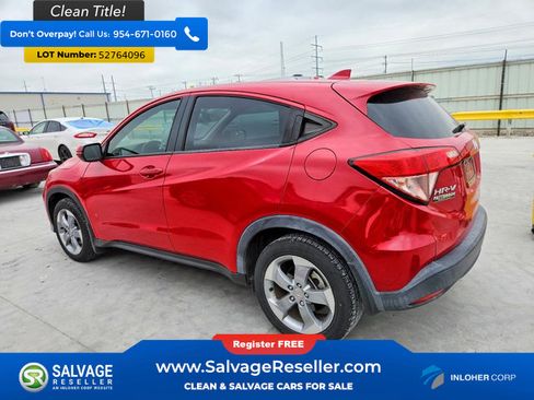 Used 2017 Honda HR-V EX image 3