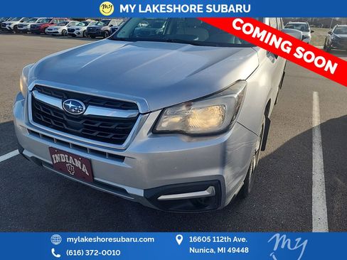 Used 2017 Subaru Forester 2.5i Premium w/ All-Weather Package image 3