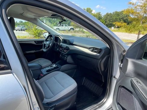Used 2022 Ford Escape S FWD image 32