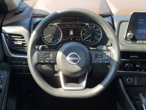 Certified 2023 Nissan Rogue SV image 24