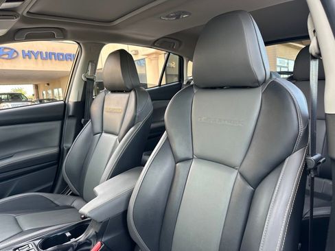 Used 2021 Subaru Crosstrek 2.5i Sport w/ Moonroof Package image 14