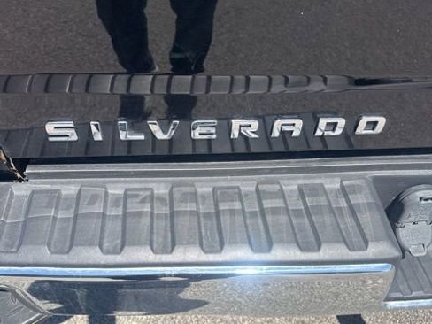 Used 2018 Chevrolet Silverado 1500 LT w/ All Star Edition AWD/4WD image 10