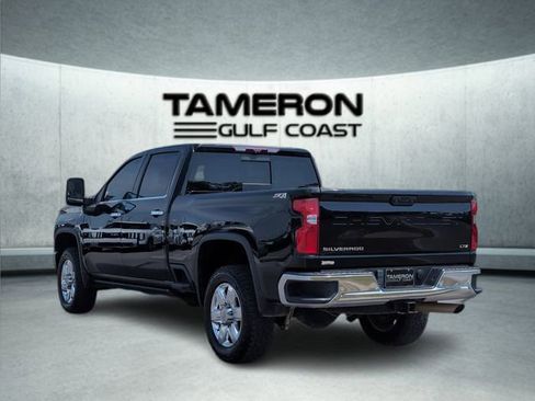 Used 2023 Chevrolet Silverado 2500 LTZ w/ LTZ Plus Package image 3